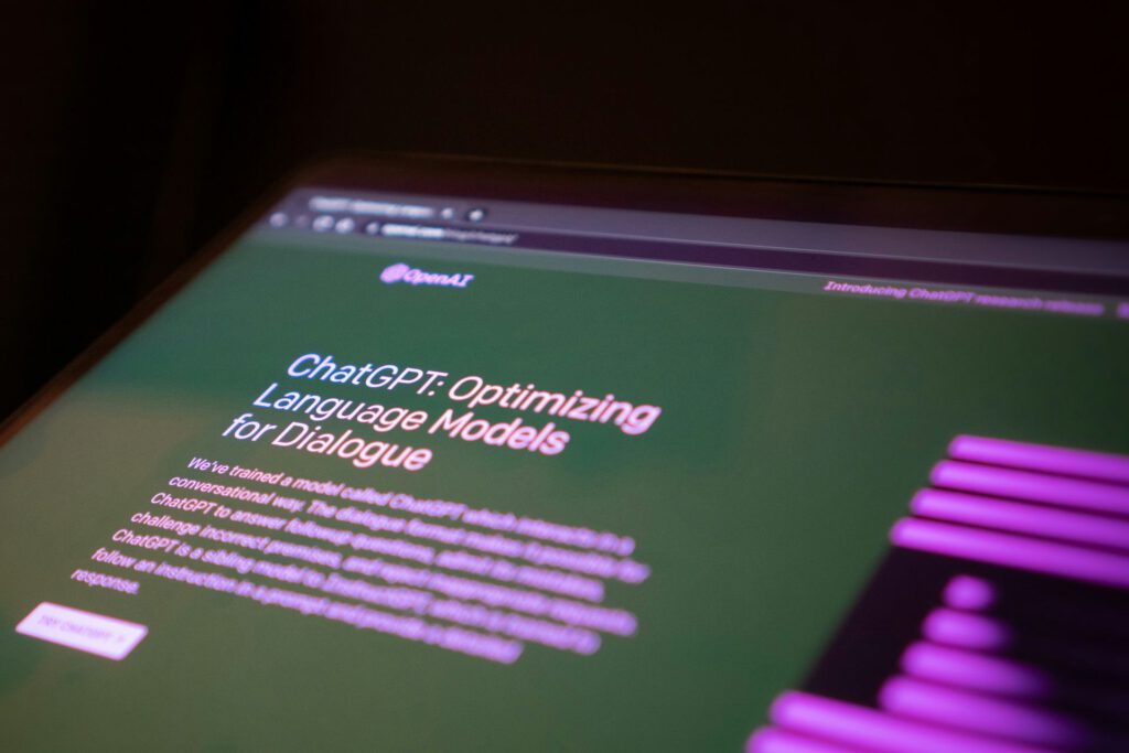 AI chatbot interface on computer screen showing ChatGPT and Gemini Advanced